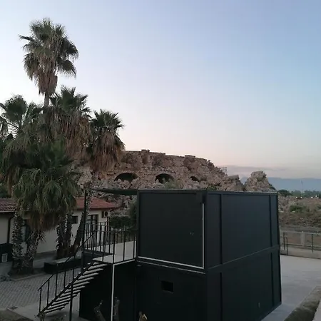 Bed & Breakfast Adalis Boutique Side