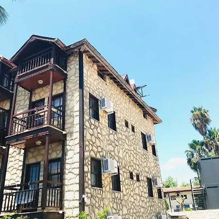 Adalis Boutique Bed & Breakfast *