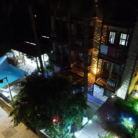 Adalis Boutique Bed & Breakfast *
