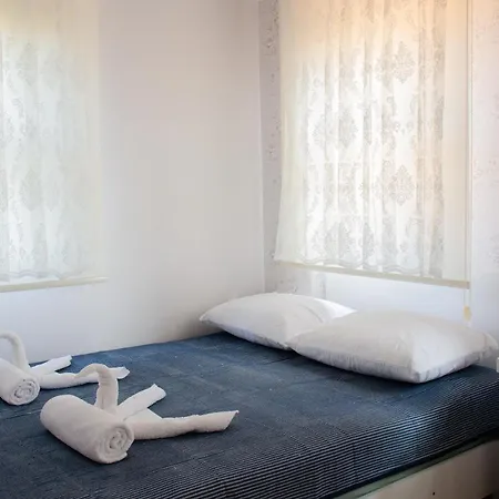 Adalis Boutique Bed & Breakfast Side