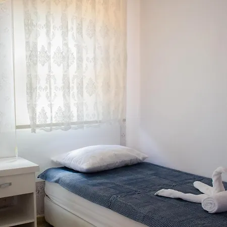 Bed & Breakfast Adalis Boutique Side
